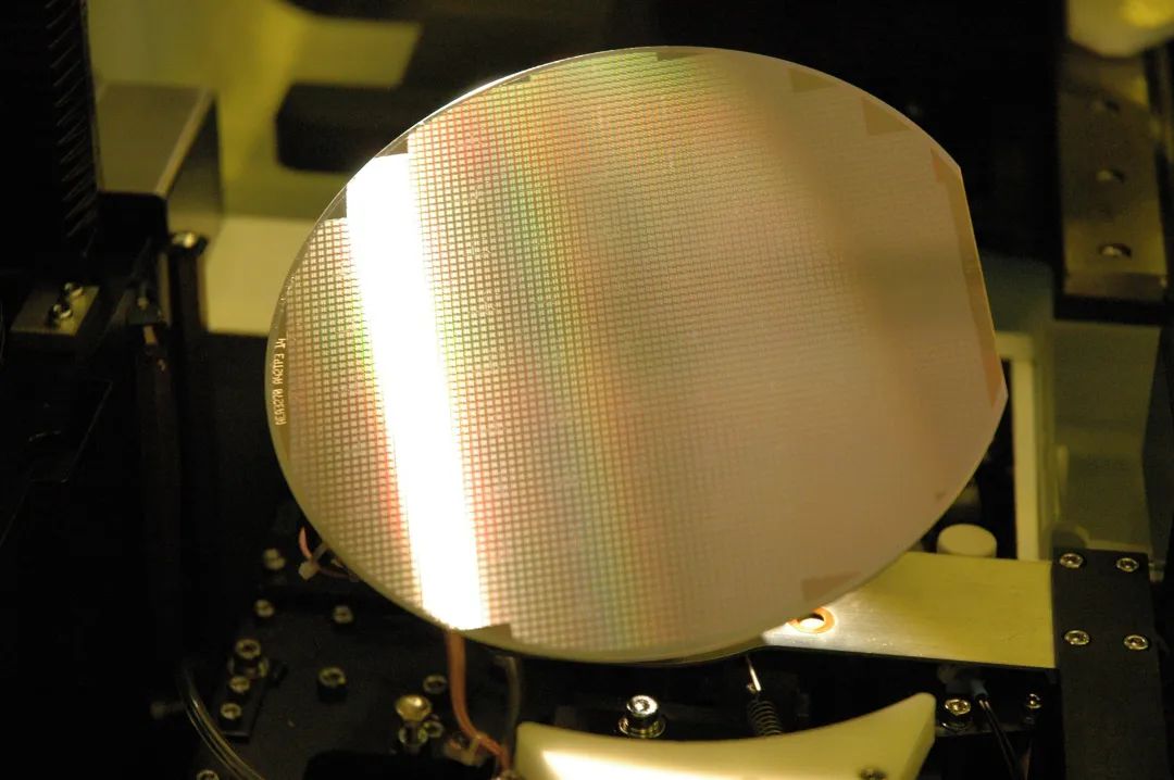 先進(jìn)or成熟制程，哪個(gè)更吃香？